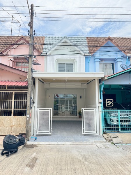 107/492 หมู่บ้านพุทธชาด ต.ท่าไม้ อ.เมือง จ.สมุทรสาคร